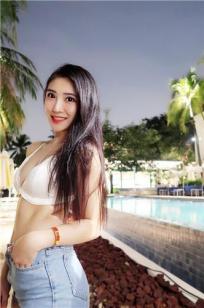 新加坡美眉谭凯琳 身材与气质都完美无缺