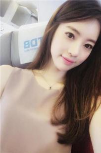 梁定原 气质瑜伽美女私房照诱惑写真图