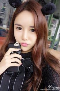 周心怡Alva