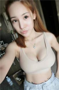 Minta Phosri- 泰国素人正妹北半球好身材