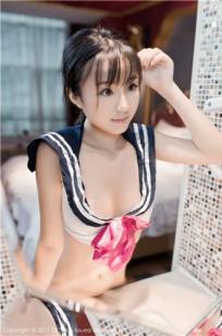 稚气未脱仓井优香 真空演绎湿身诱惑
