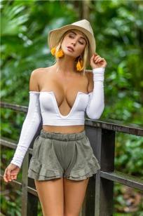 Sara Underwood- 丛林深处青春肉体大解放