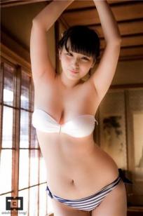 吉田实纪- 24岁的天菜级日本正妹