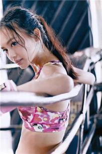 黎纪君Christy Lai- 运动型正妹养眼私房照