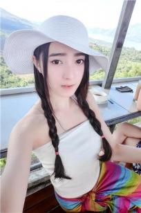 程爱玲- 大马气质美人私房照