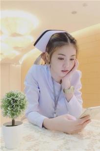 Pimchanok Chumpuchai- 红到日本的泰国美女护理师