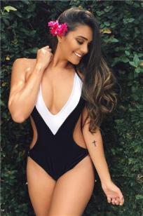 Bianca Rodrigues- 丰满正妹甜美灿笑也太耀眼