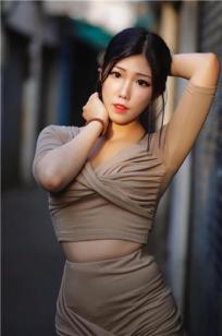 韩国美女조달쏭 街头性感写真美图