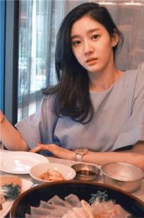 韩国素人正妹xx.sojin 如此气质国内难见