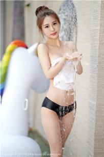 邻家女孩张静燕 浴室湿身泡泡浴