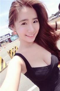 台湾正妹林晏愉 清新甜美根本天菜