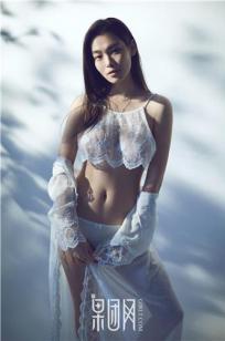 蔷薇女神 白色蕾丝内衣诱惑