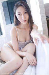 极品美腿赵熙儿 白色蕾丝吊带