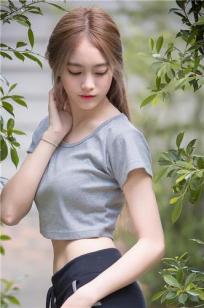 清纯美女Pimploy Chitranapawong唯美写真