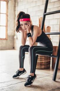 Yoon Ae Ji- 香汗淋漓的运动型写真