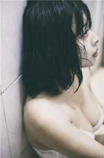 橘由纪Yuki- 校园暴力写真《破蛹》第二章