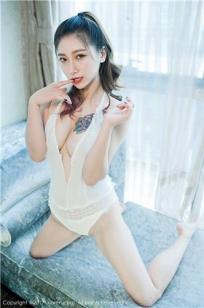 御姐范美人杜花花 开胸睡衣粉色蕾丝猫