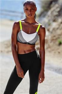 Jasmine Tookes- 2016年维多利亚的秘密2