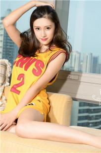 篮球美人芝月 上演《我爱NBA》