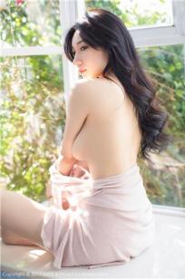 模特小狐狸Sica 粉色的小吊带