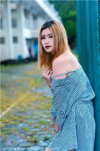 新人模特Ting婷婷 长腿美人户外取景