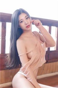 新人模特宋-Kiki 镂空针织小吊带