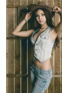 韩国模特美三百Ig私房写真
