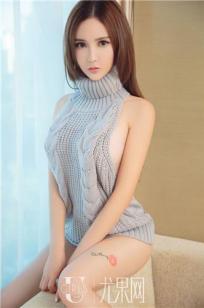 尤果大美女露西 开背毛衣诱惑爆表