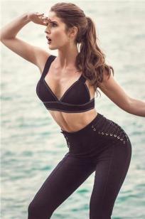 Amanda Cerny- 充满喜感的性感辣模