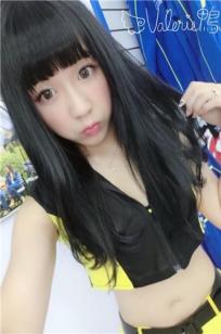 清新制服正妹「Valerie 鸭鸭」好亮眼
