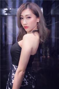 性感DJ拾壹给你最强的音乐与视觉双重享受！
