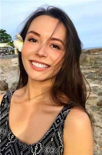 女神降临！「英泰混血正妹」天使笑颜无法抗拒