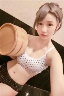 超甜美萌妹周奕瑜 深藏不露的好身材