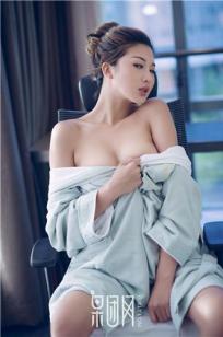 女神云菲菲携美图驾临果团！