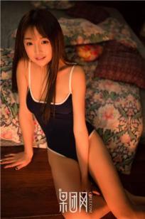 邻家美眉纯情写真！