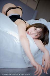 短发百变大美枝恩 红透明吊带日系学生服