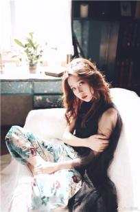 温婉- Gucci Gucci Prada Prada