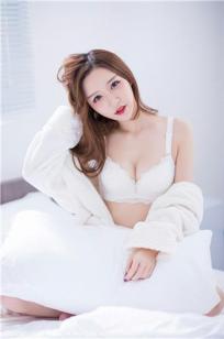 甜美新人小琳 玉腮微微泛红