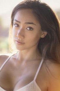 美崎ジュリア(Julia Misaki)