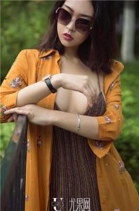 脱俗森系少女果冻 竖条纹的棉线吊带
