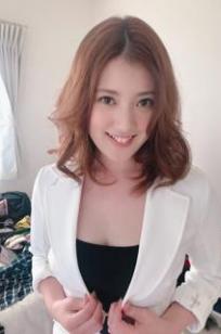 草野绫