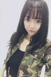 何丽莎