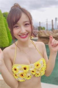 伊藤爱真- 日本八重齿美少女私房照