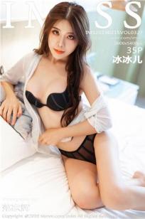 靓丽模特冰冰儿 黑色内衣魅惑销魂