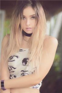 Amy Thunderbolt- 角色扮演私房美图