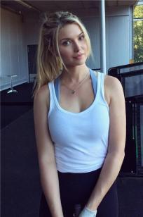 Lucy Robson- 英国最性感的高尔夫球手