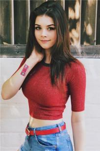 Elise Trouw- 全能型美女歌手也有颜值