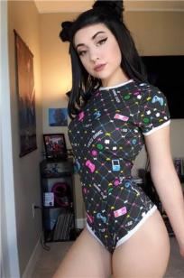 Karrigan Taylor- Cos美图集