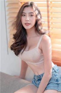 DHAIDAI.S- 辣模穿养眼热裤「诱惑力满点」