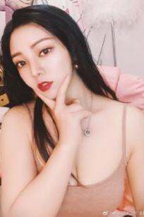 Anna苏拉